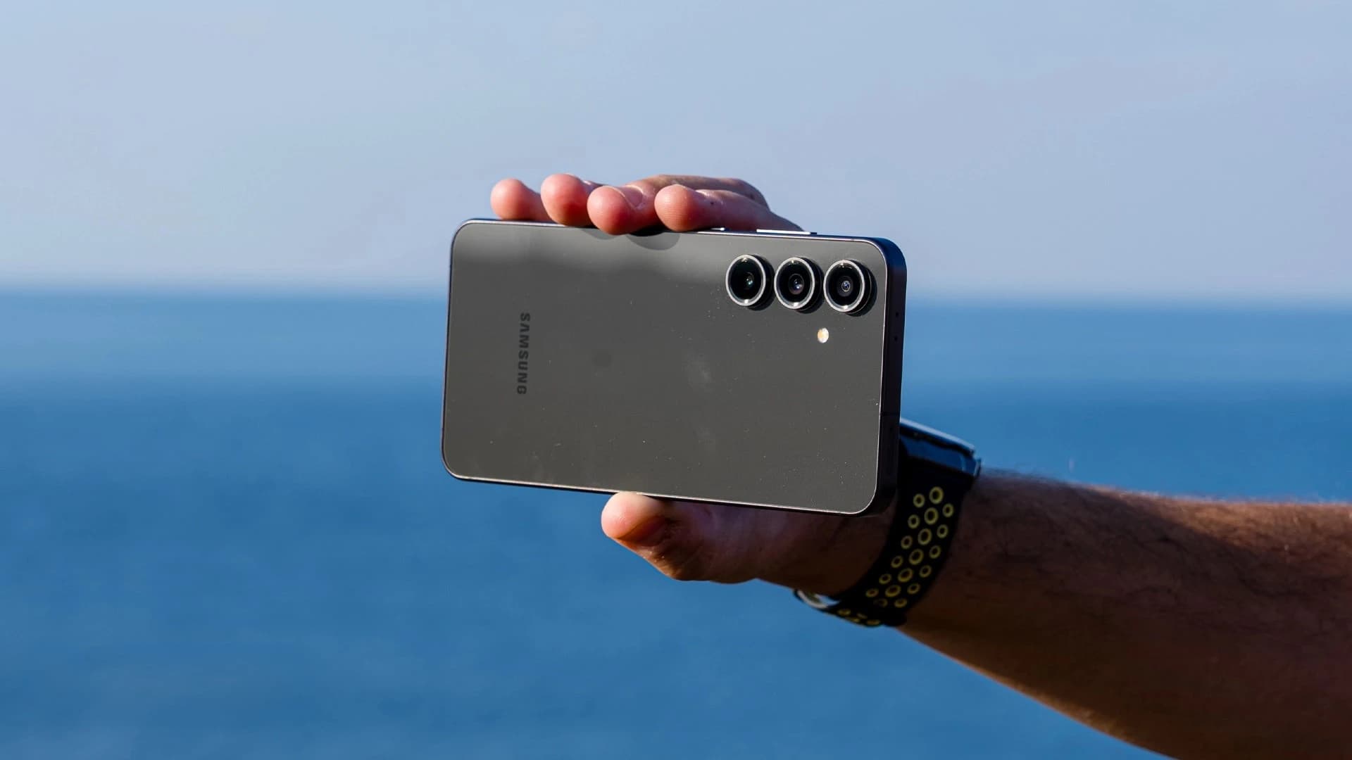 📱 Լուրեր են շրջանառվում. Galaxy S25 FE-ն կարող է ստանալ Dimensity 9400 պրոցեսոր Exynos 2400e-ի փոխարեն