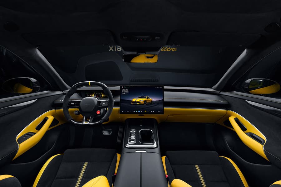 https://www.gran-turismo.com
