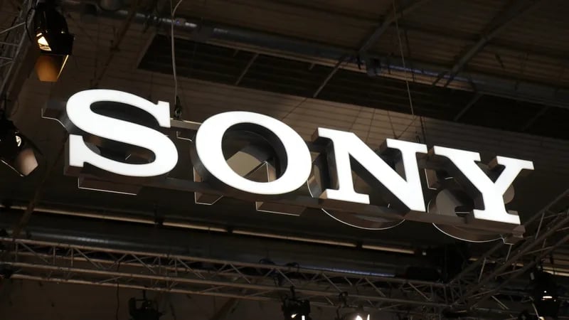 Sony discontinues production of flagship Xperia smartphones